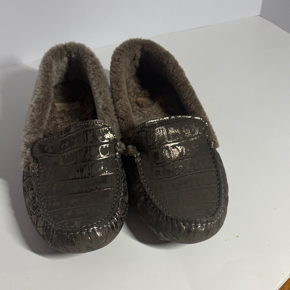 Johnston and Murphy Miranda slipper size 8 women’s